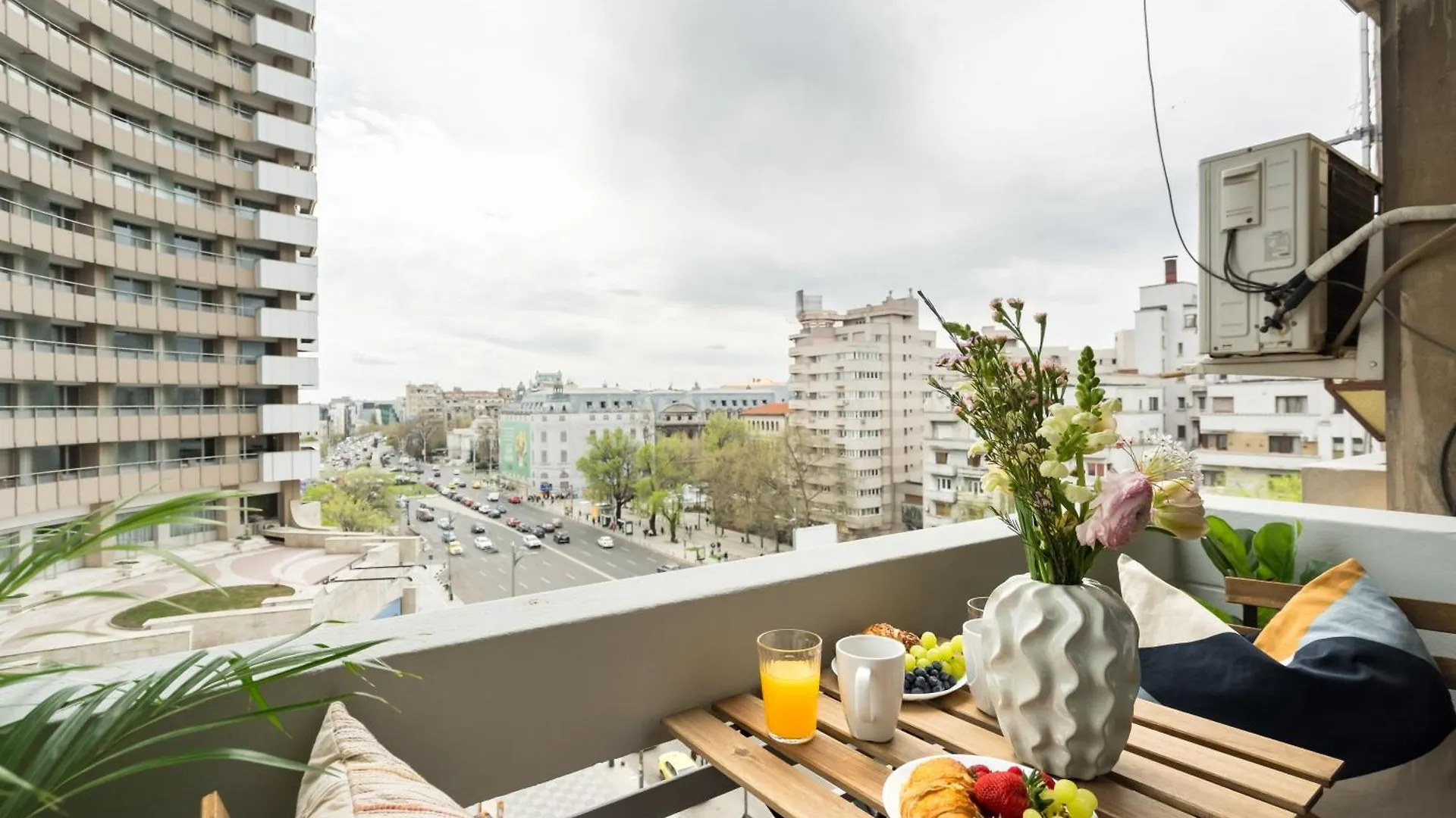 Intercontinental Luxury Studio Bucarest Appartamento