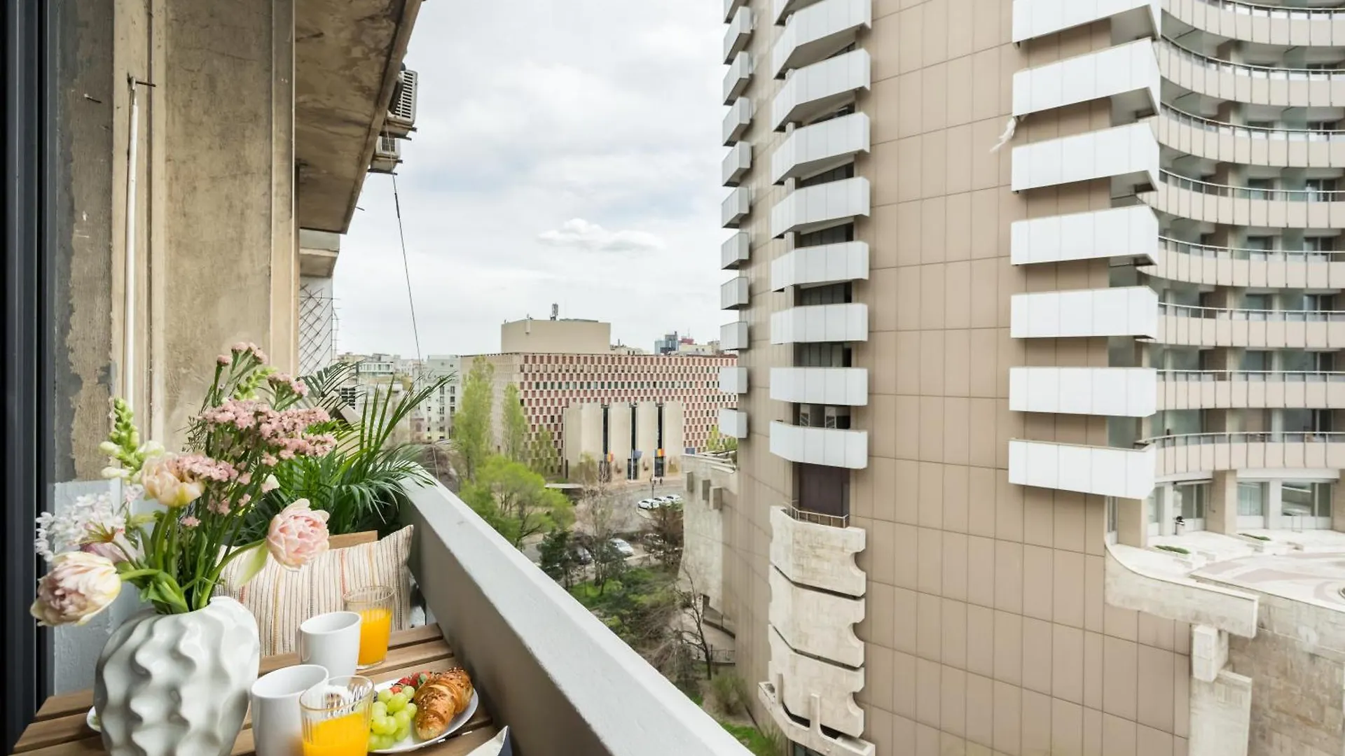 Intercontinental Luxury Studio Bucarest 0*,  Romania